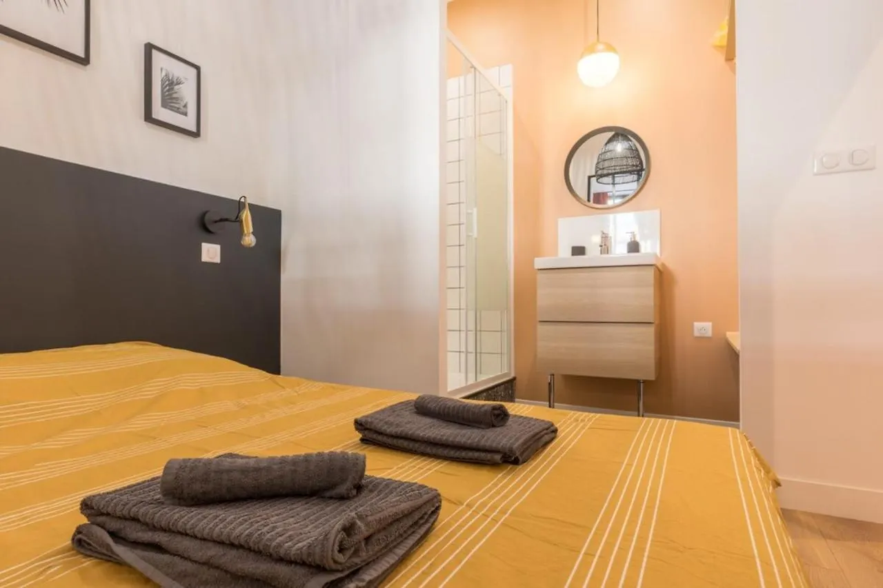 Appartement Bain De Soleil ! Terrasse Clim Wifi Netflix à Marseille France