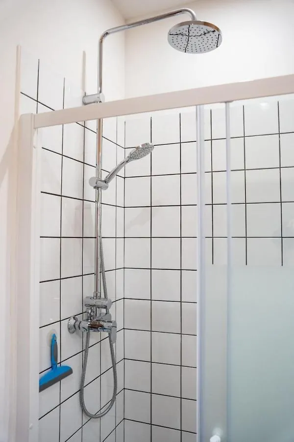 Appartement Bain De Soleil ! Terrasse Clim Wifi Netflix à Marseille