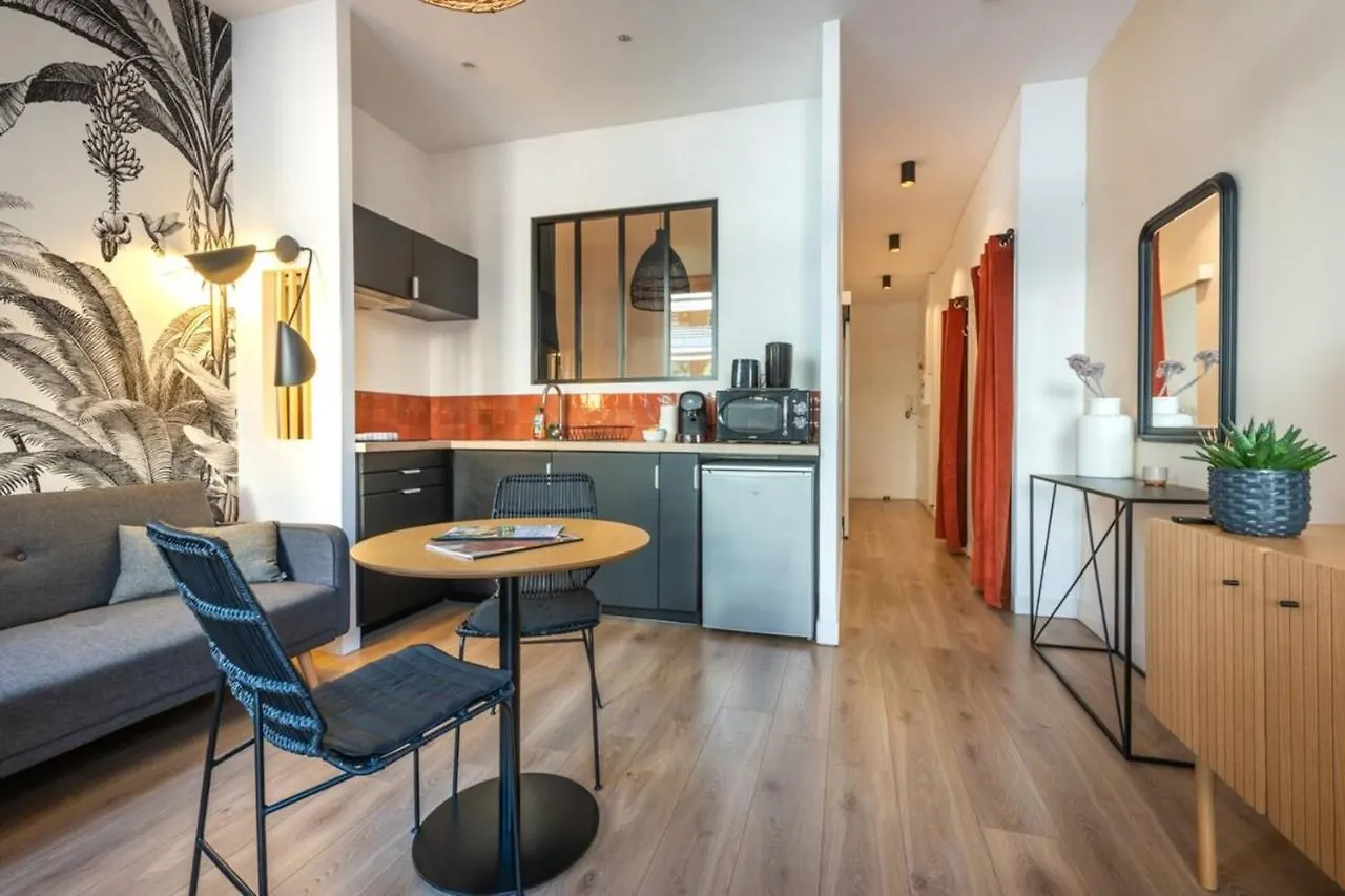 Appartement Bain De Soleil ! Terrasse Clim Wifi Netflix à Marseille