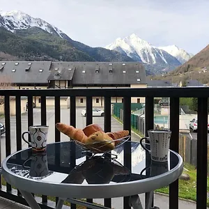 appartement-6-personnes-saint-lary-soulan.midi-pyreneeshotels.com/